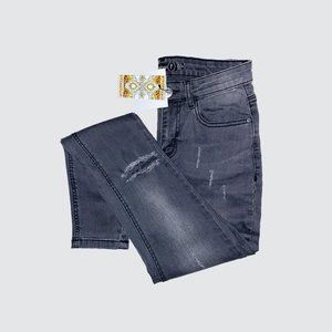 [NWT] boohoo Petite Rip Knee Skinny Jeans - Grey Wash